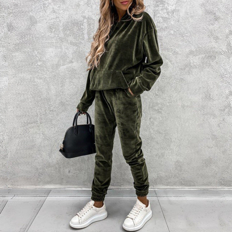 Elegant Silver Fox Velvet Hooded Tracksuit – Cozy, Stylish & Perfect Fit